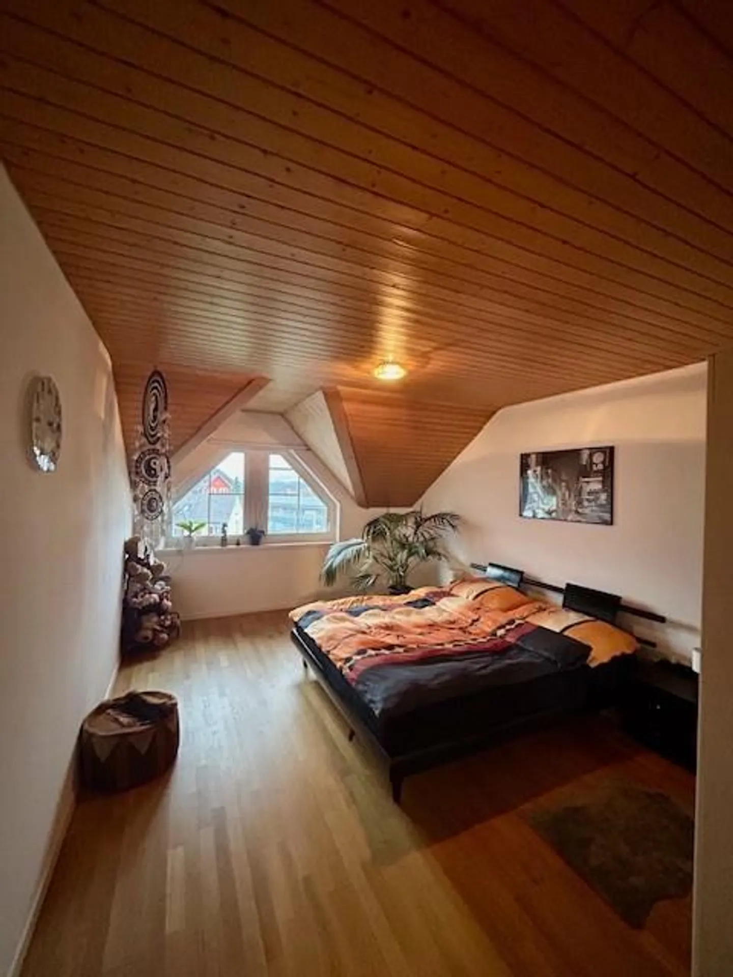 Appartamento mansardato di 2,5 stanze con vista splendida - Foto 4 di 10