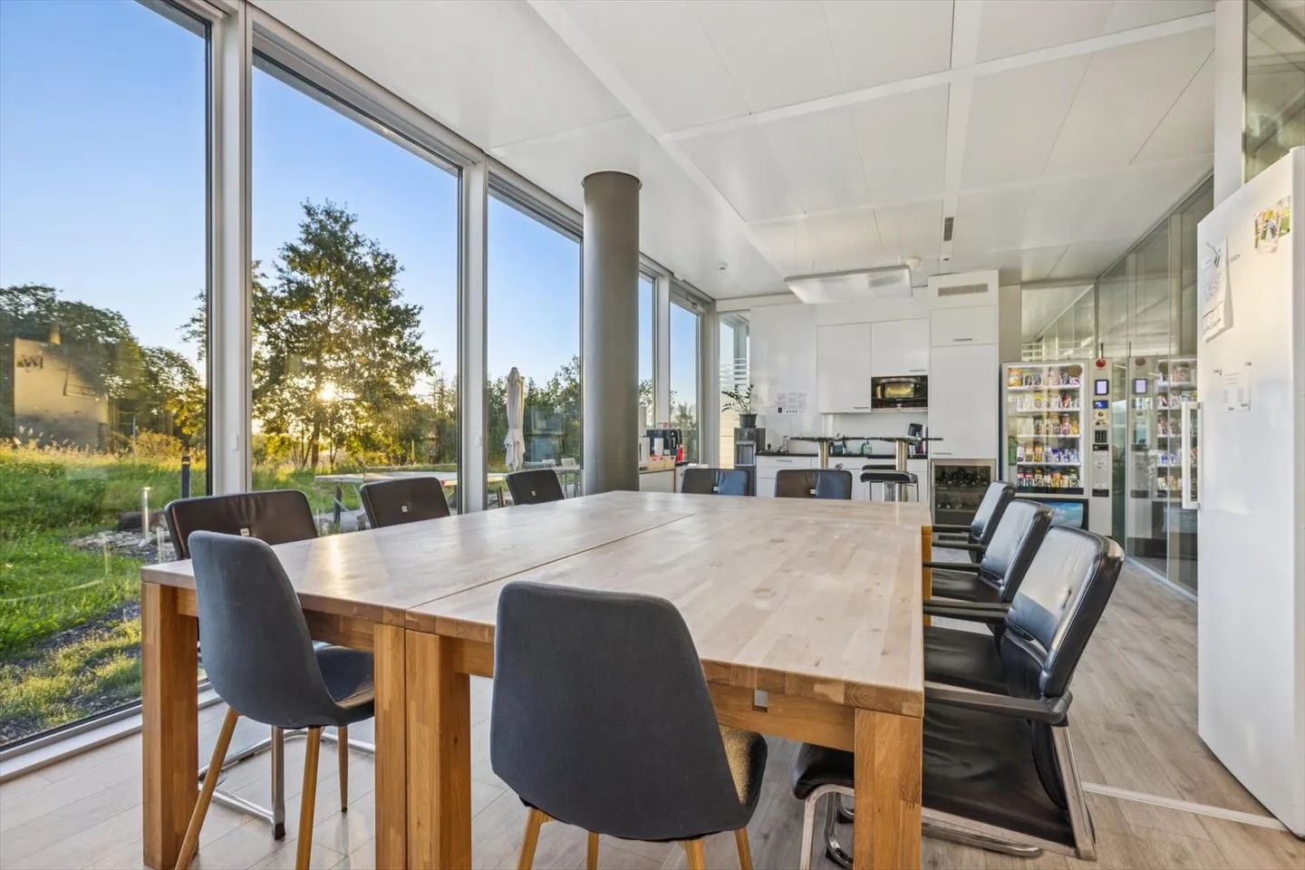 Furnished offices for rent in Morges - Area of 490 m2 - Photo 8 of 12