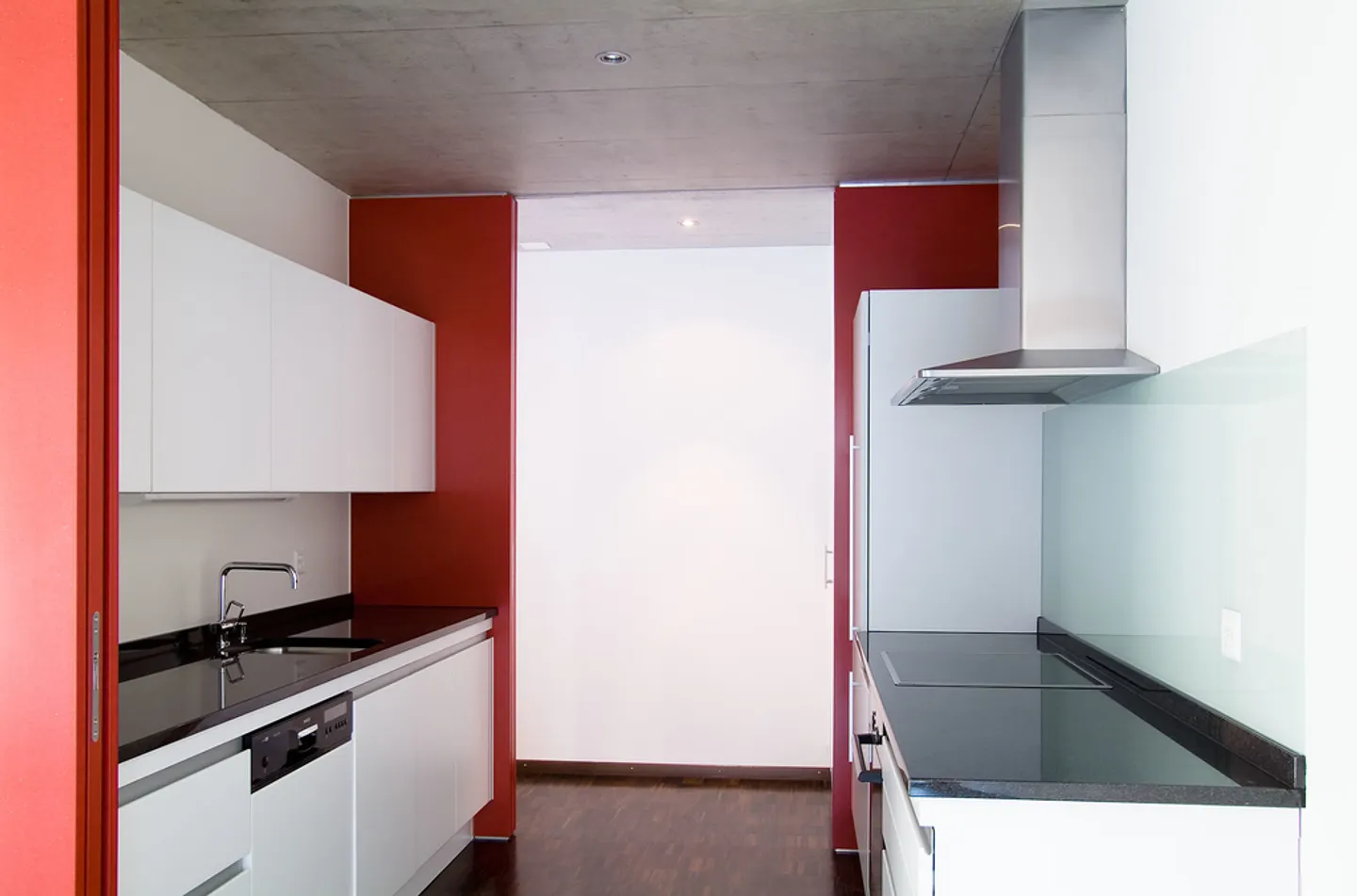 Appartement extravagant près de la gare SBB ! - Photo 4 sur 10