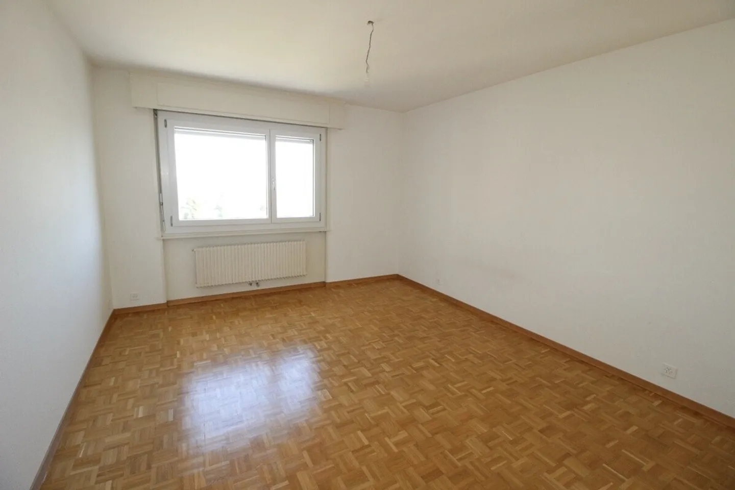 Appartement spacieux en cadre verdoyant - Photo 10 sur 13