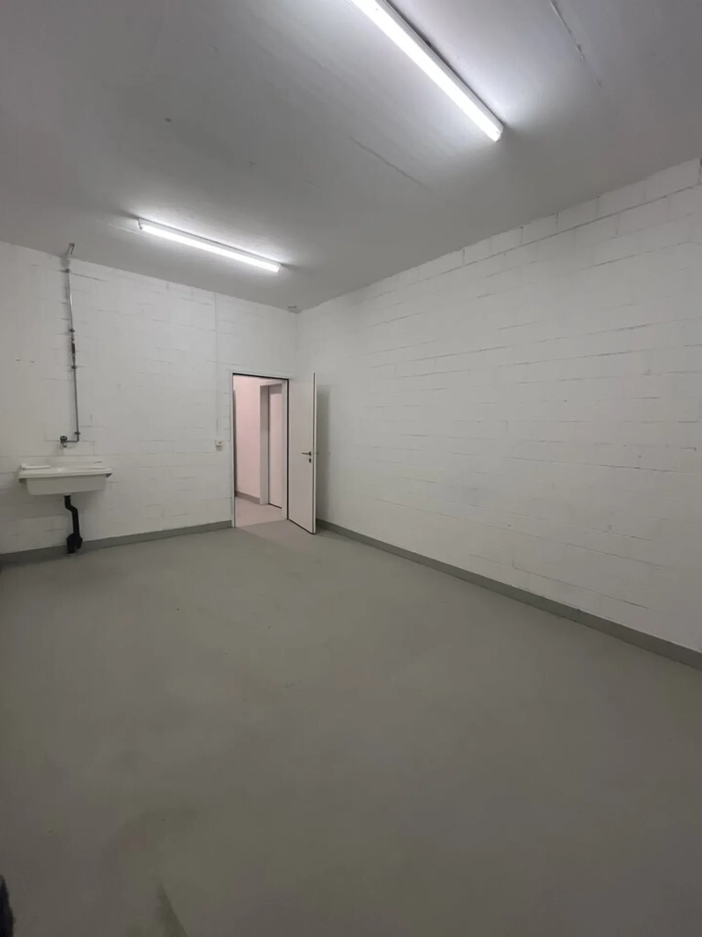 Salle de loisirs à louer à Reichenburg - Photo 6 sur 6