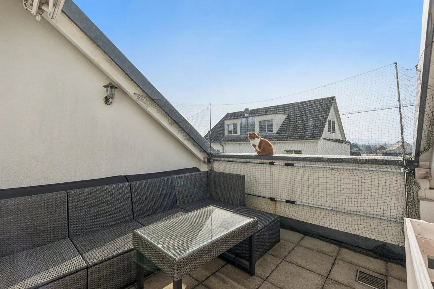 Charmante Maisonette-Dachwohnung in Bassersdorf mit Sonnenbalkon - Foto 6 di 8
