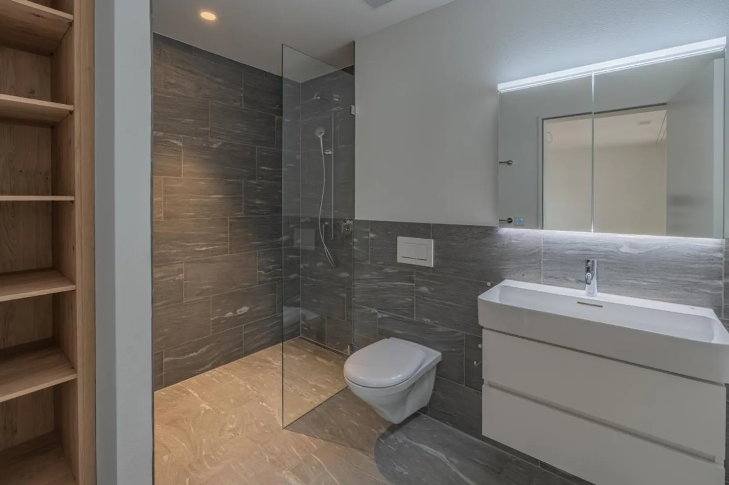 Modernes Apartment im Lindenpark - Foto 4 von 13