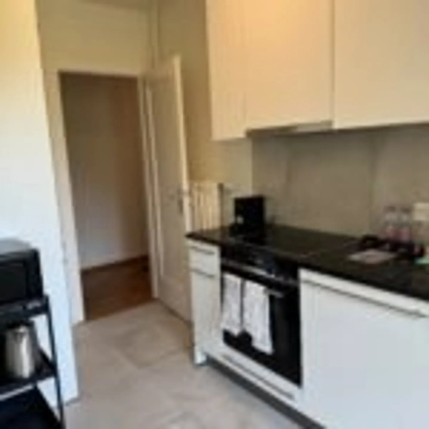 2.5-room apartment on the 4th floor - Photo 6 of 9