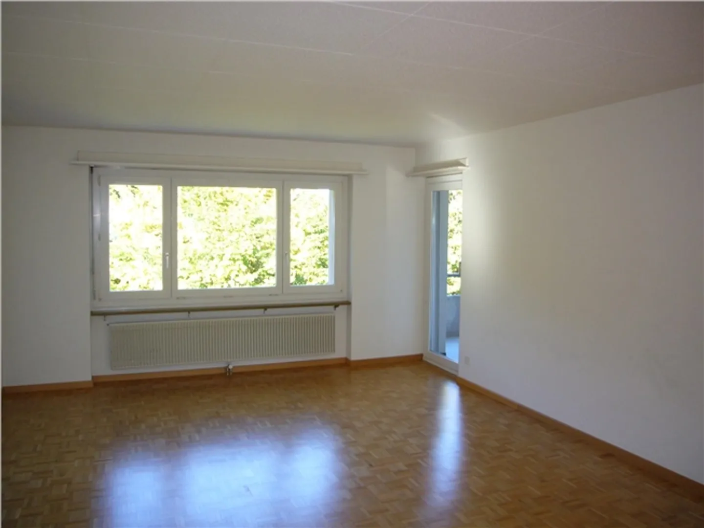«Nachmieter gesucht» - Foto 2 von 7
