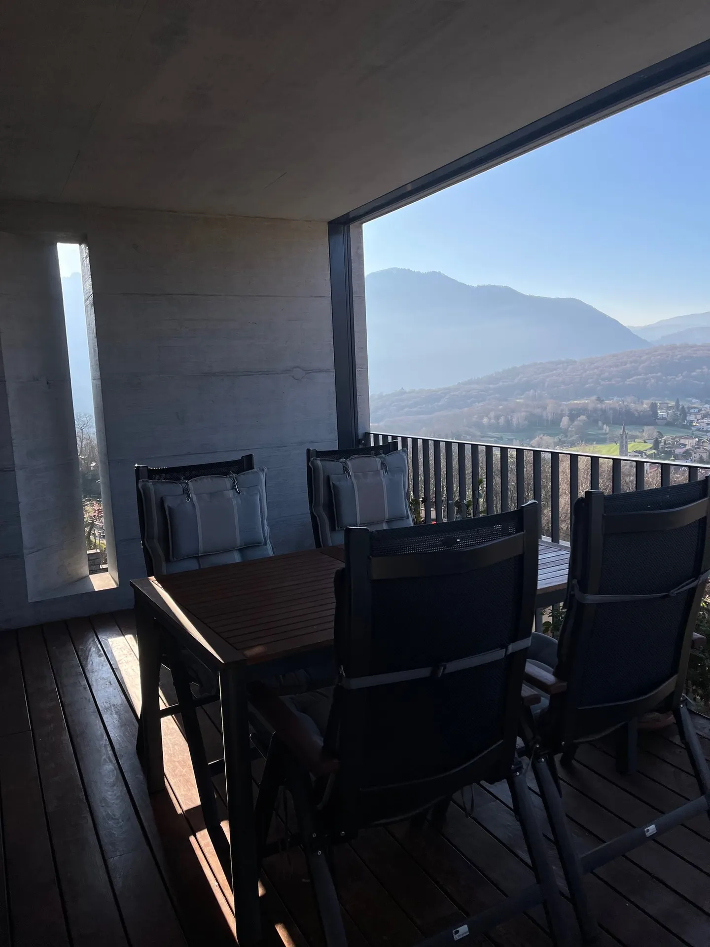 Ampio appartamento con 4 camere in vendita - Foto 11 di 11