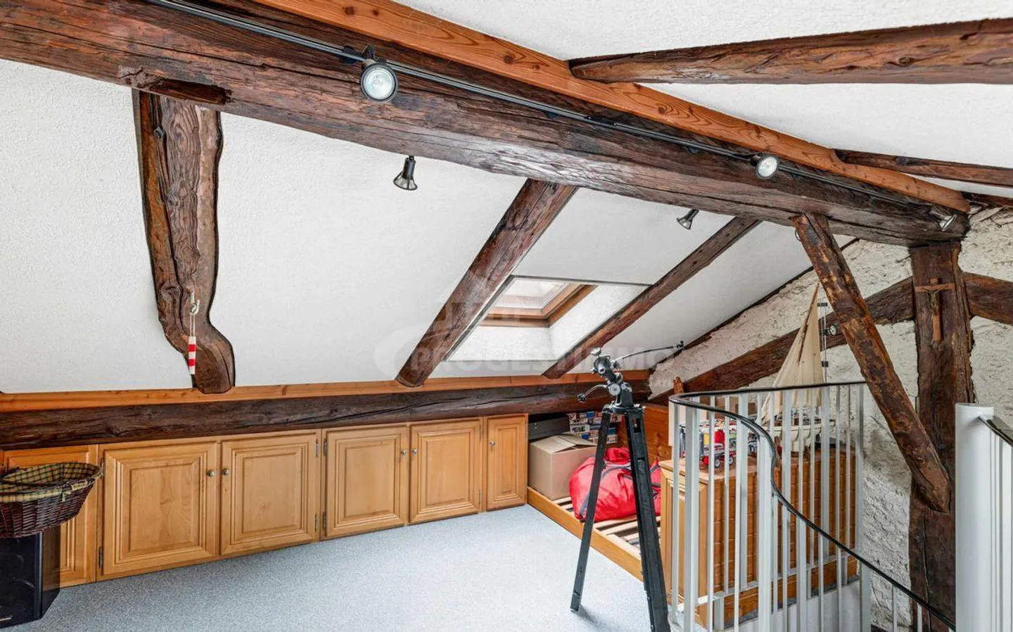 4-room apartment with a large area of 115 m2 on the ground - Photo 6 of 7