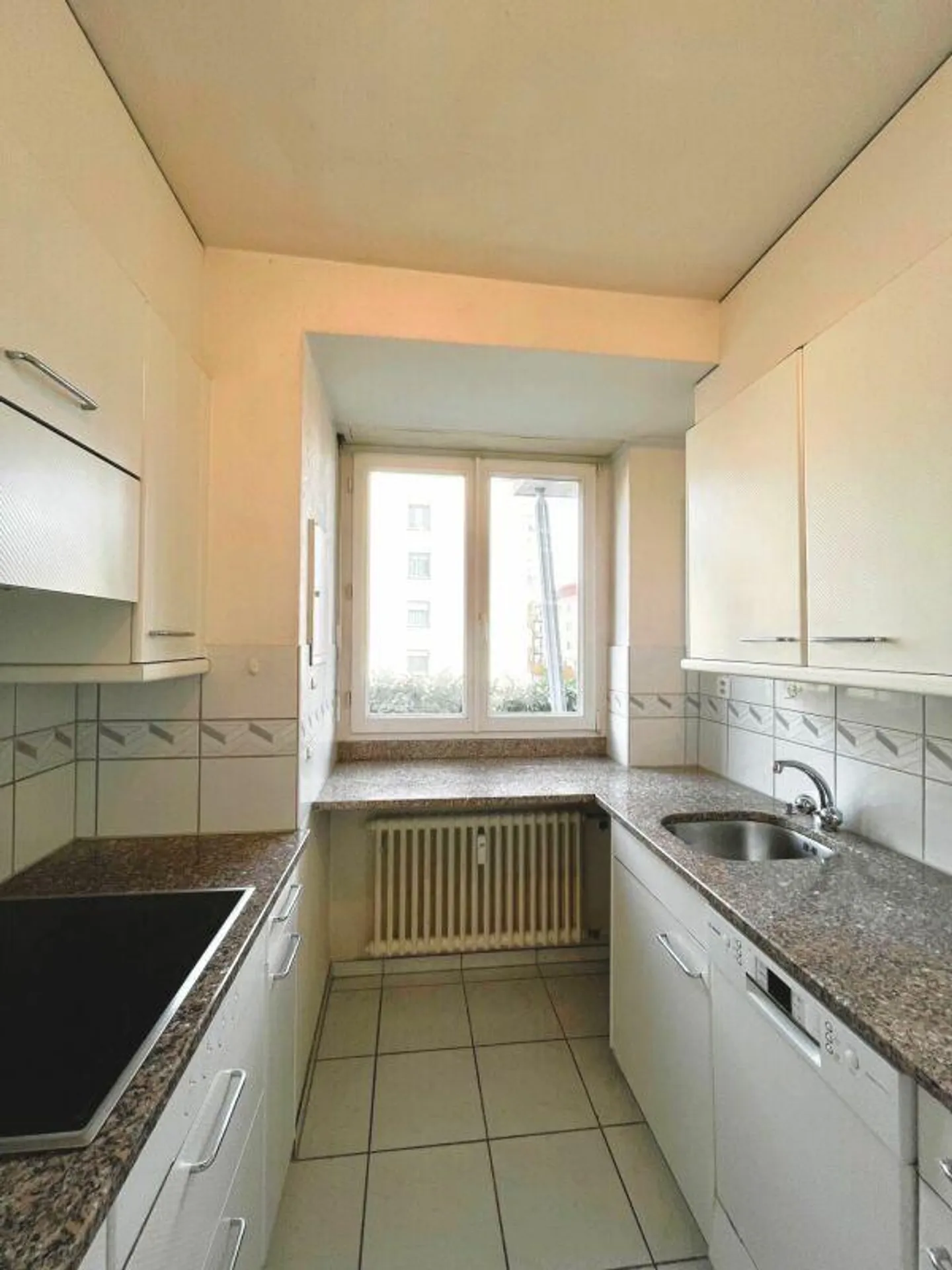 Charmante und heimelige 3 Z' Wohnung an zentraler Lage im Hochparterre - Foto 7 von 15