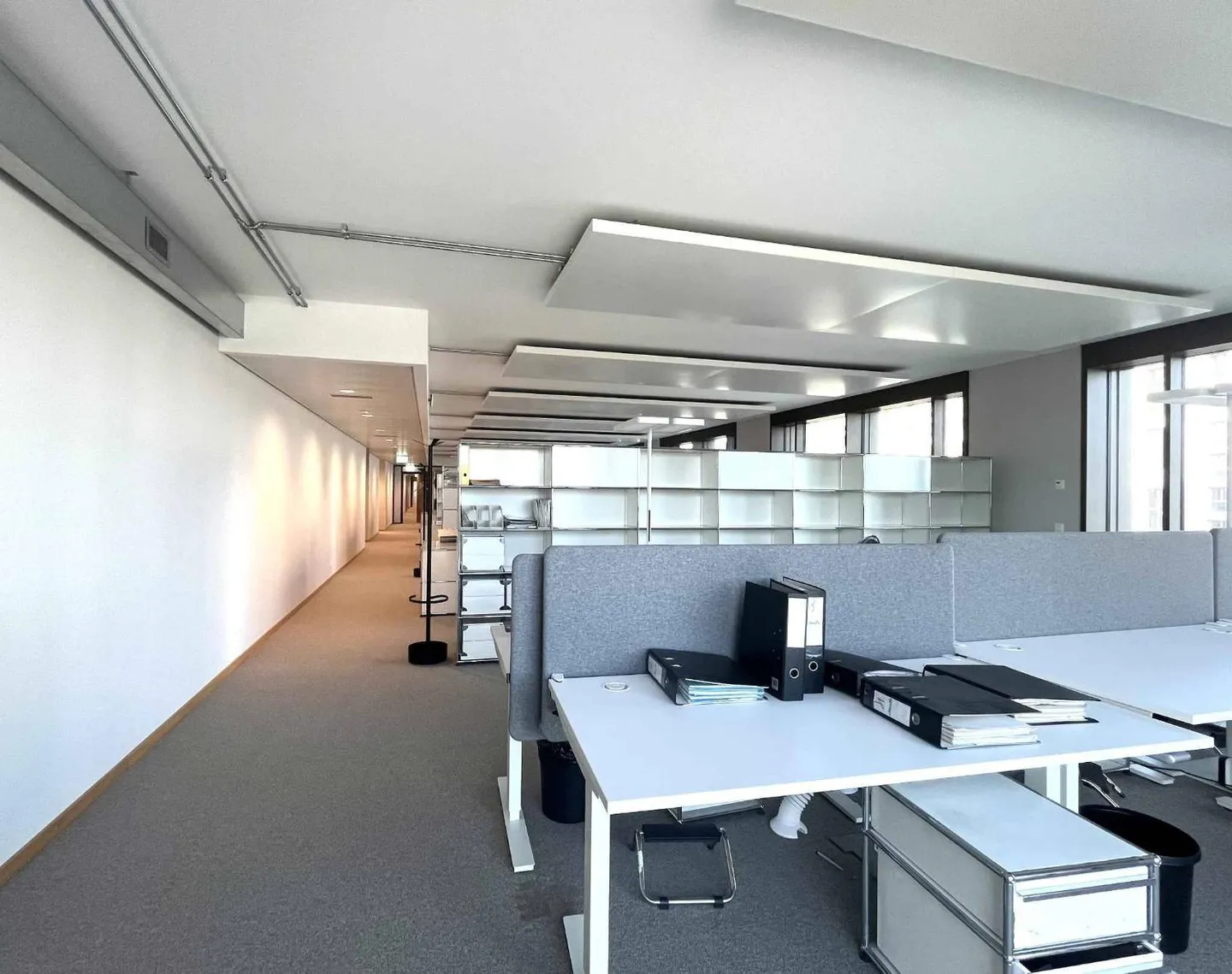 Bureaux modernes et lumineux 620 m² Bahnhof Lancy Bachet - Photo 7 sur 13