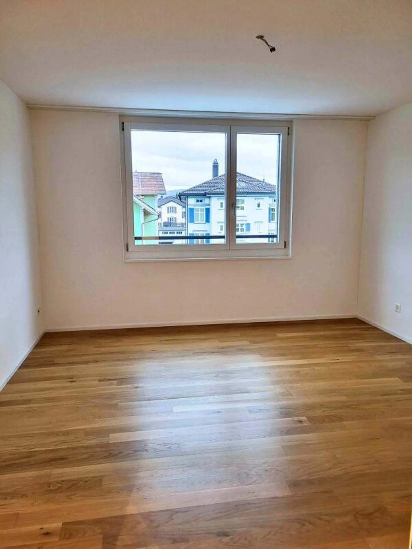 Modernes Wohnen in Bütschwil - 4.5 Zimmerwohnung zum Wohlfülen! - Foto 8 di 12