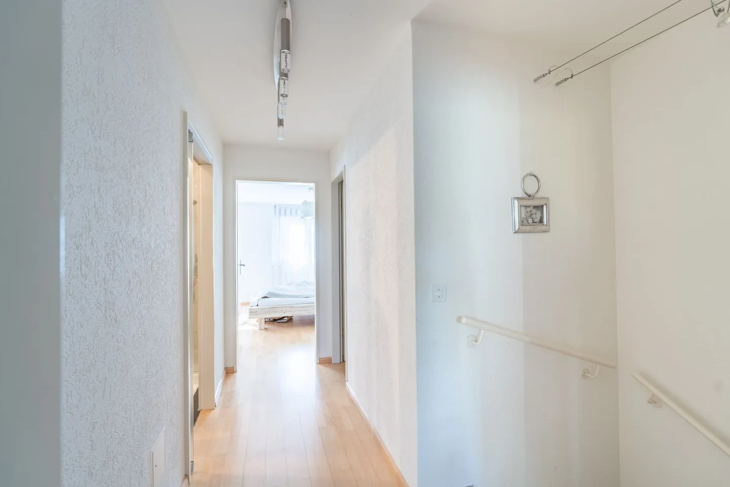 Stylish Maisonette Apartment in Central Location - Photo 7 of 13