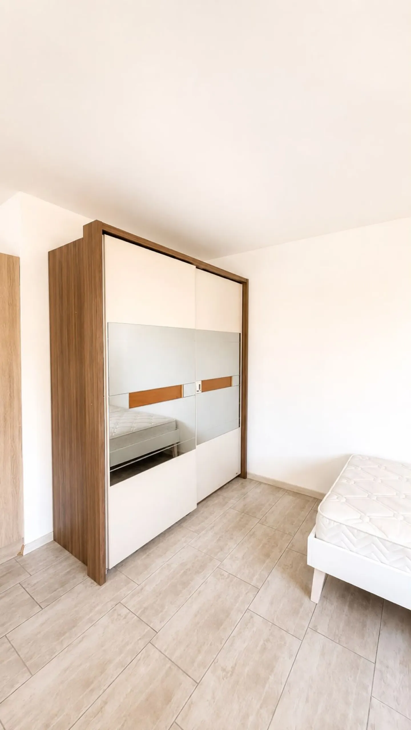Move in and feel at home - furnished apartment in Frauenfeld - Photo 4 of 5