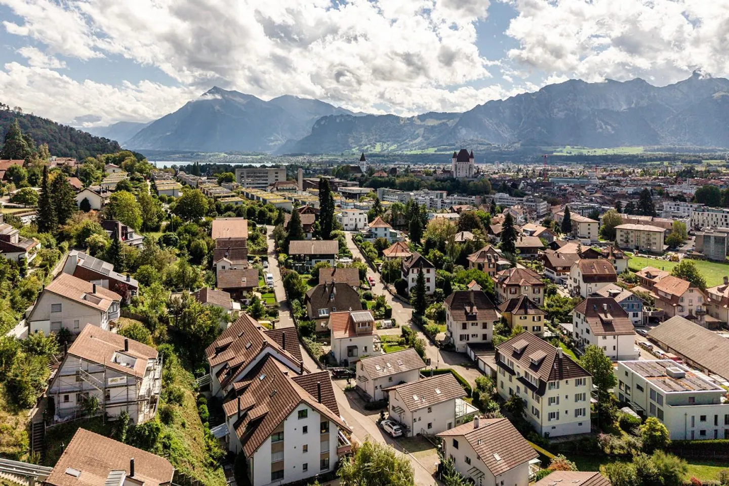 3.5 Room Attic Apartment with Gallery in Steffisburg (Thun) - Photo 1 of 13