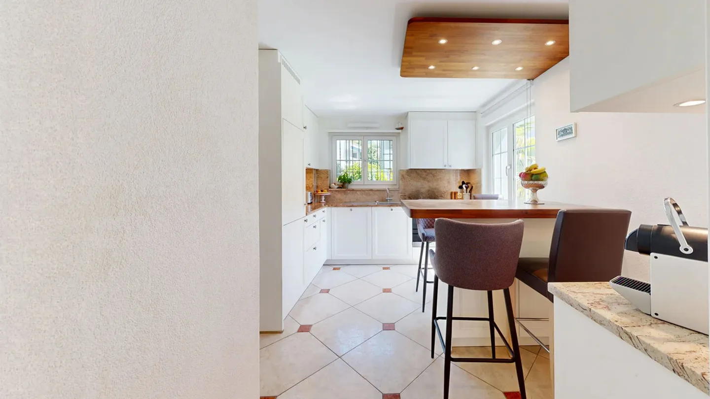 Dreamy 6.5-room single-family house with double garage - Photo 2 of 29
