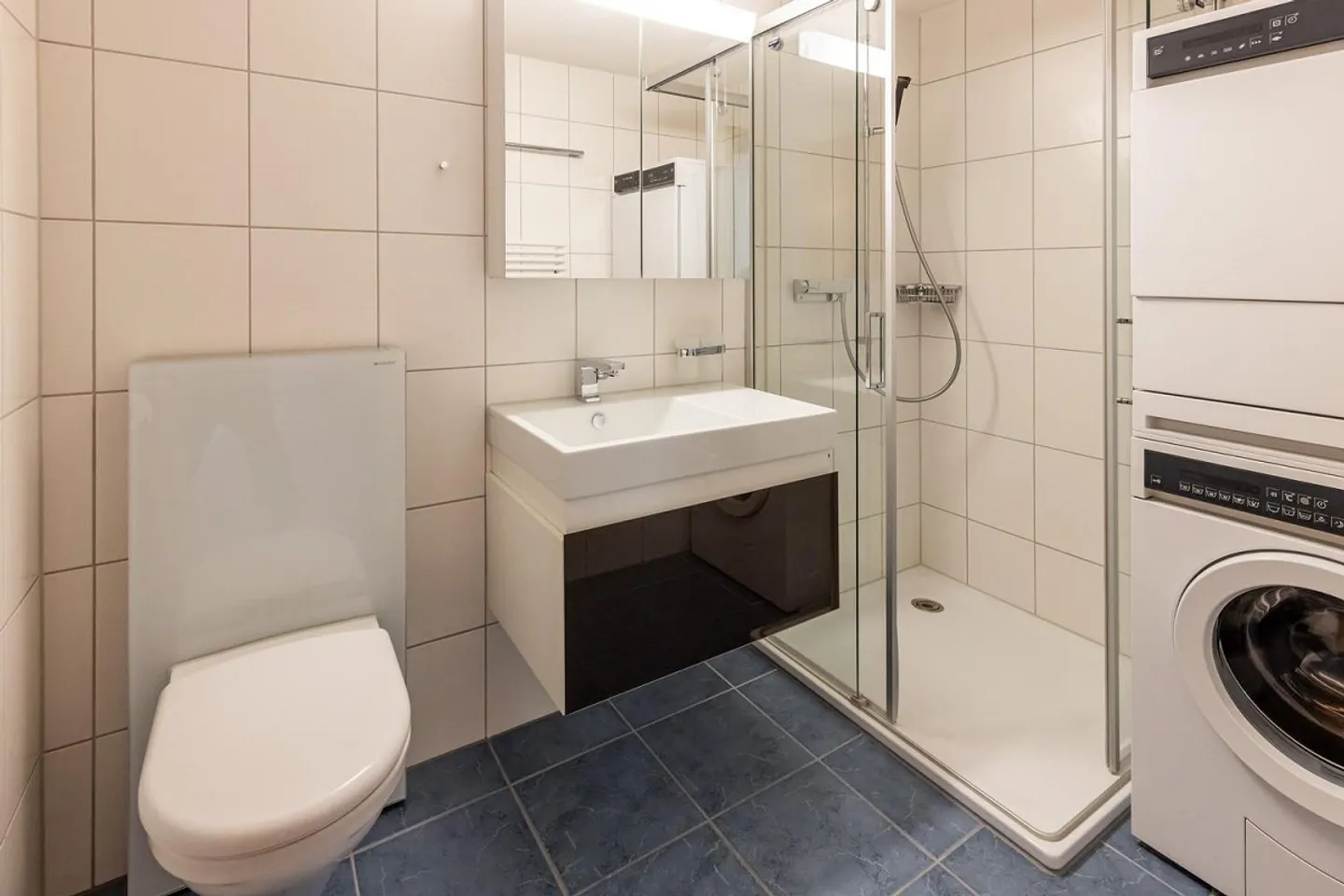 3.5 Room Attic Apartment with Gallery in Steffisburg (Thun) - Photo 11 of 13