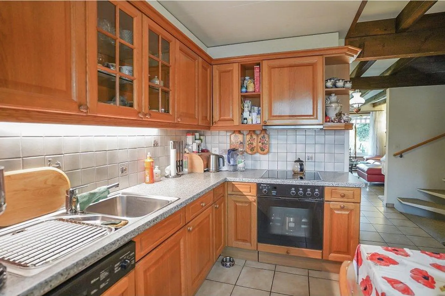 Casa a schiera angolare 4½ locali con giardino, garage e parco giochi - Foto 3 di 13