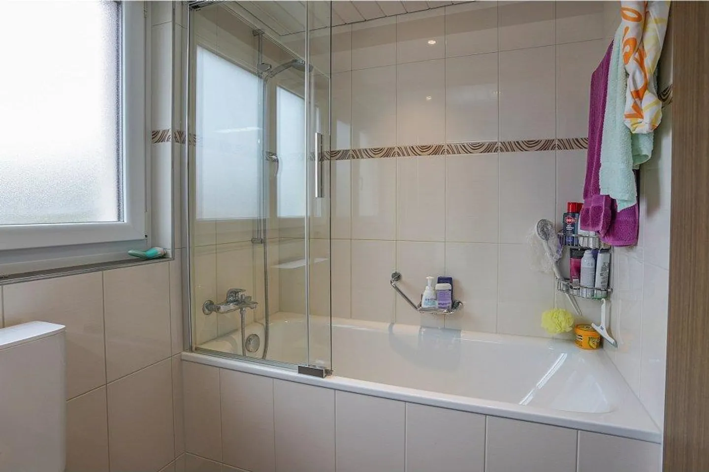 Casa a schiera angolare 4½ locali con giardino, garage e parco giochi - Foto 12 di 13