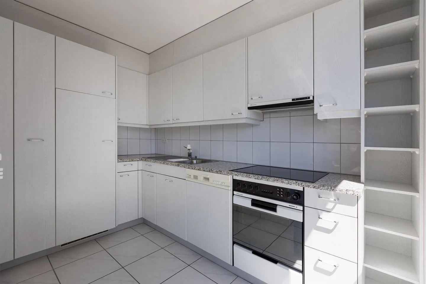 Appartamento 2.5 locali soleggiato - Foto 3 di 6