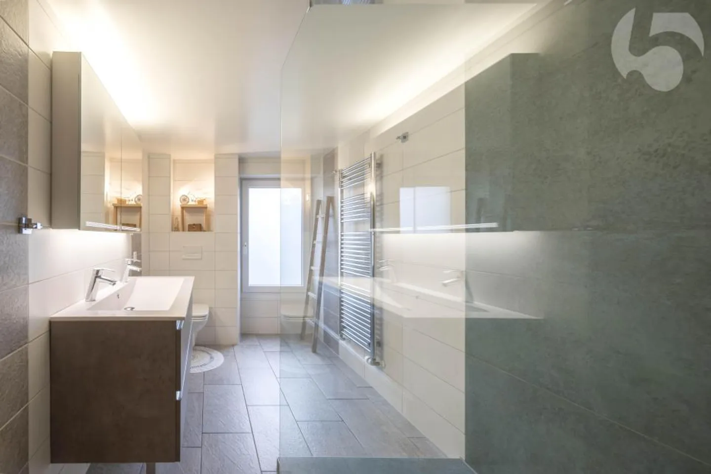 Wunderschönes, komplett renoviertes Dorfhaus - Foto 13 von 13