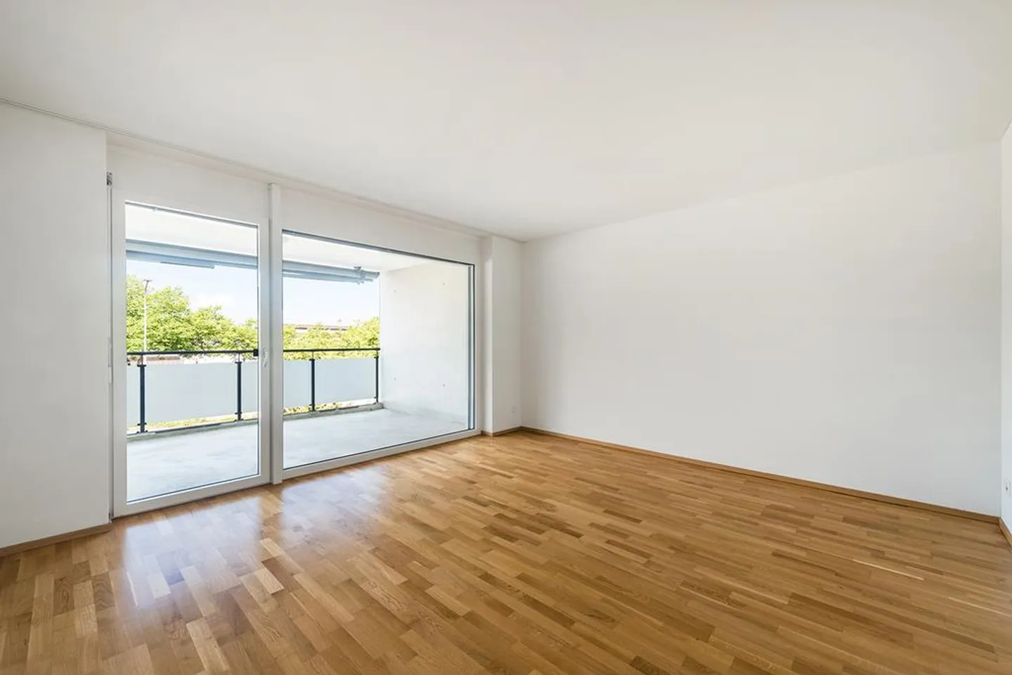 Appartamento moderno in prossimità diretta del lago! - Foto 3 di 7