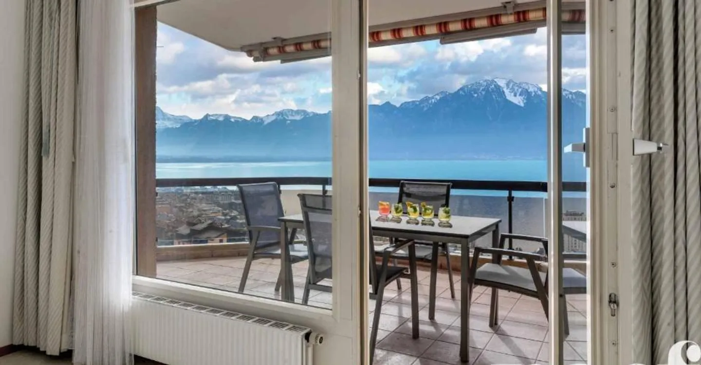 Superbe Appartement avec Vue sur le Lac - Photo 6 sur 12
