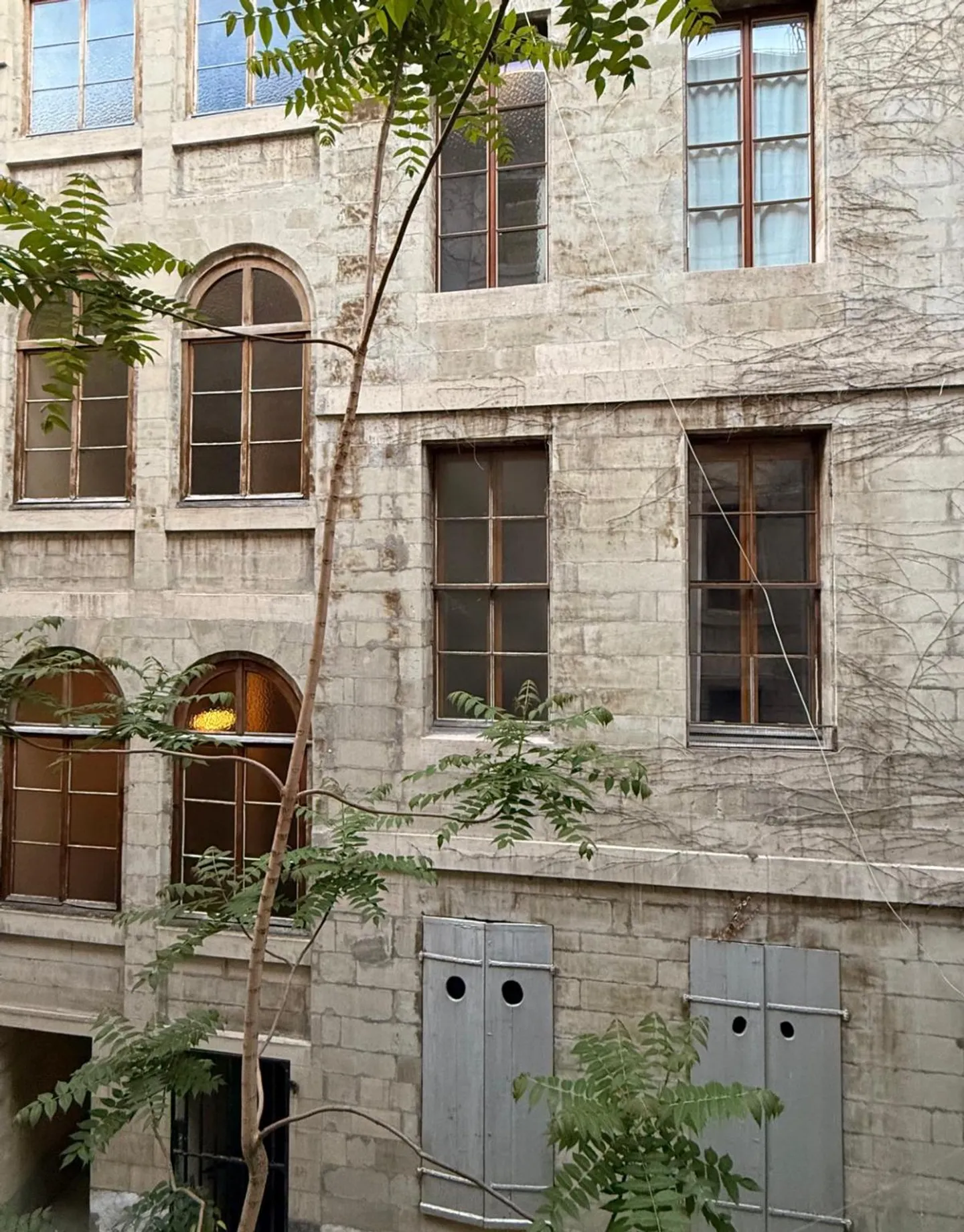 Charming Apartment in the Heart of Geneva's Old Town - Sale in SI - Photo 10 of 12