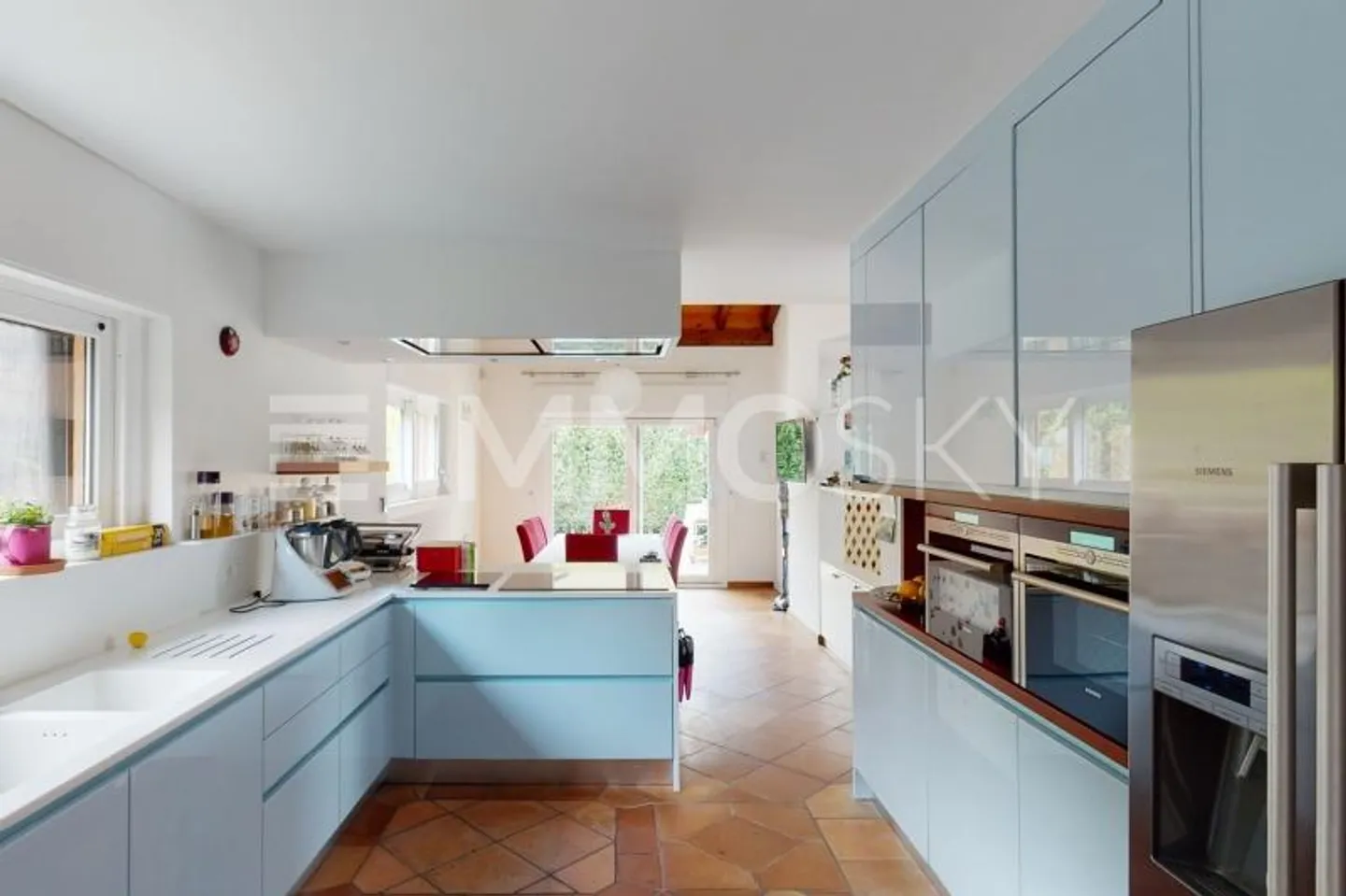 Spaziosa villa familiare con piscina - Foto 1 di 5