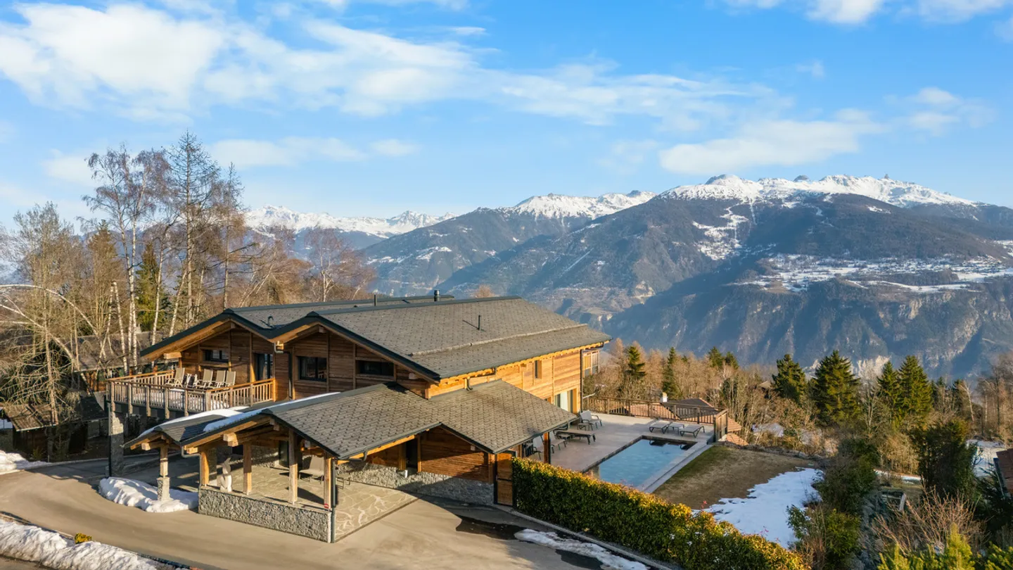 Prestigeträchtiges Chalet in Mayens d'Arbaz - Pool und atemberaubende Aussicht - Foto 1 von 9