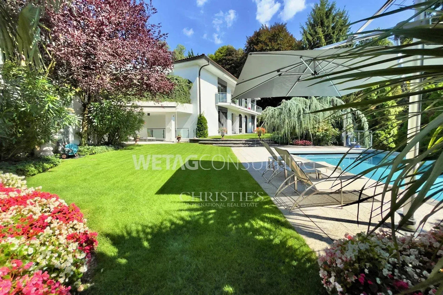 Bella villa con giardino e piscina in vendita a Montagnola - Foto 1 di 12