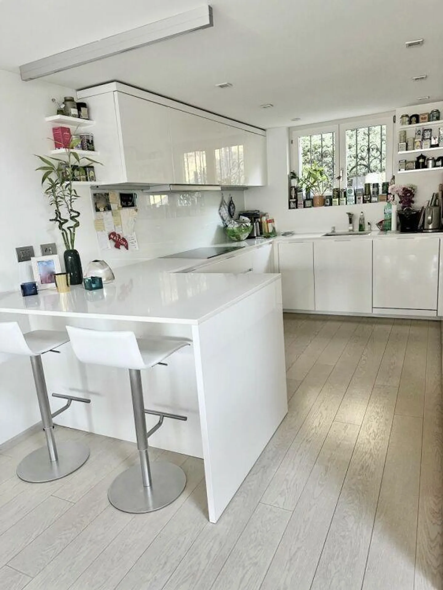 Morcote: Elegante attico anche 2° residenza con vista sul lago di Lugano, 2,5 locali - Foto 7 di 12
