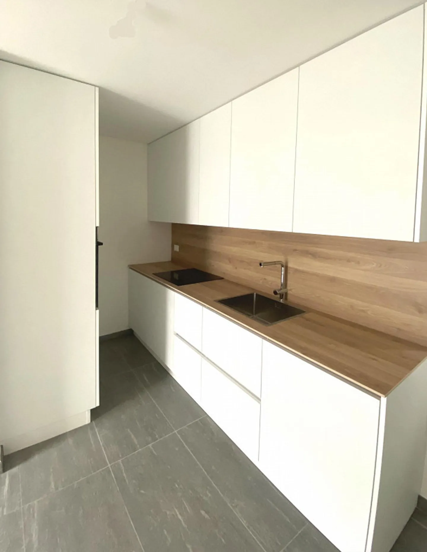 Bel appartement avec terrasse dans un emplacement stratégique - Photo 8 sur 11