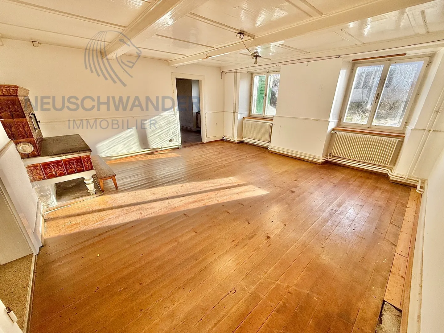 Gebäude mit hohem Renovierungspotenzial und ideal gelegen - Foto 10 von 28