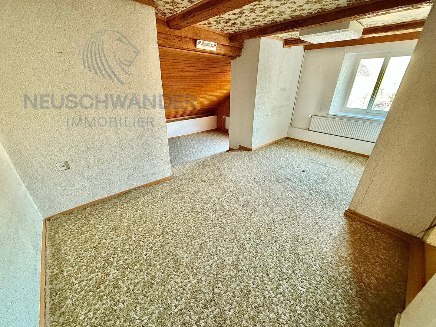 Gebäude mit hohem Renovierungspotenzial und ideal gelegen - Foto 15 von 28