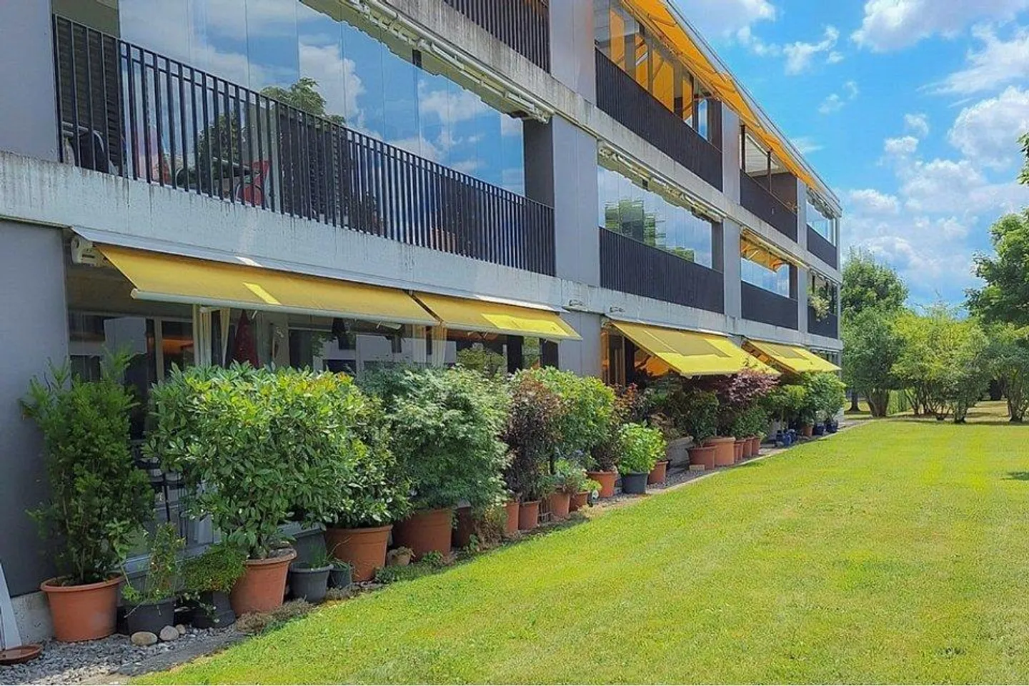 4½-Room Apartment in the Best Location in Zollikofen - Photo 1 of 13