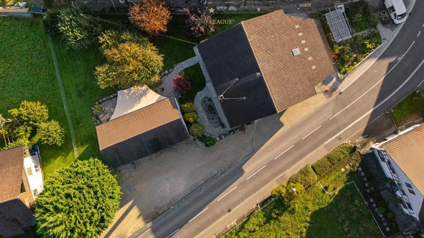 Immeuble résidentiel et commercial attrayant avec potentiel de développement. - Photo 6 sur 8