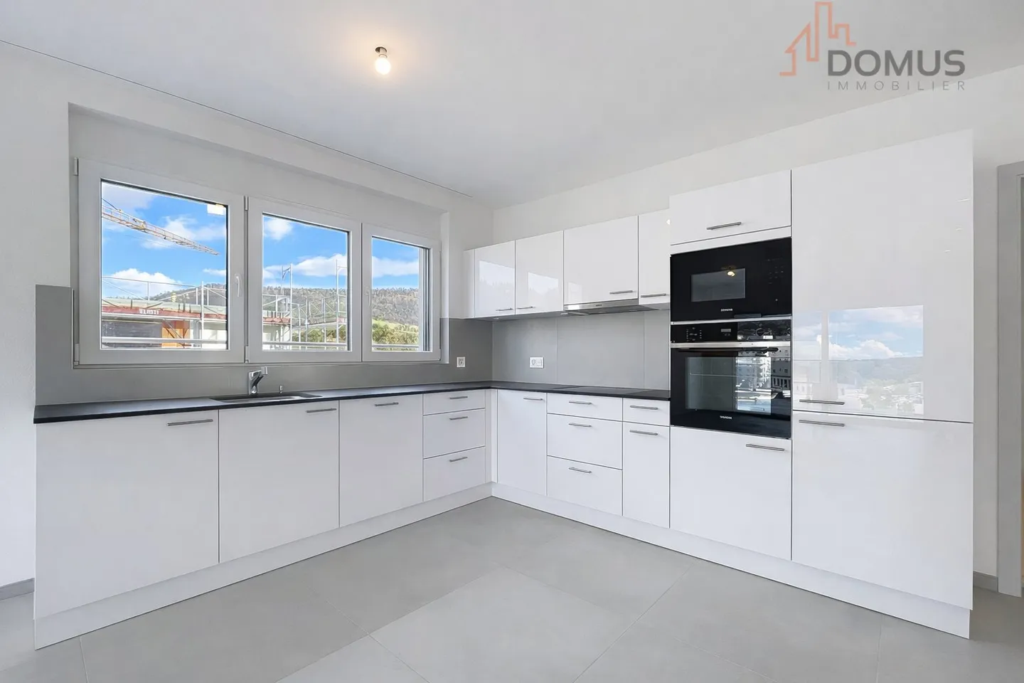 Magnifico attico 2,5 locali con splendida terrazza - Foto 5 di 11