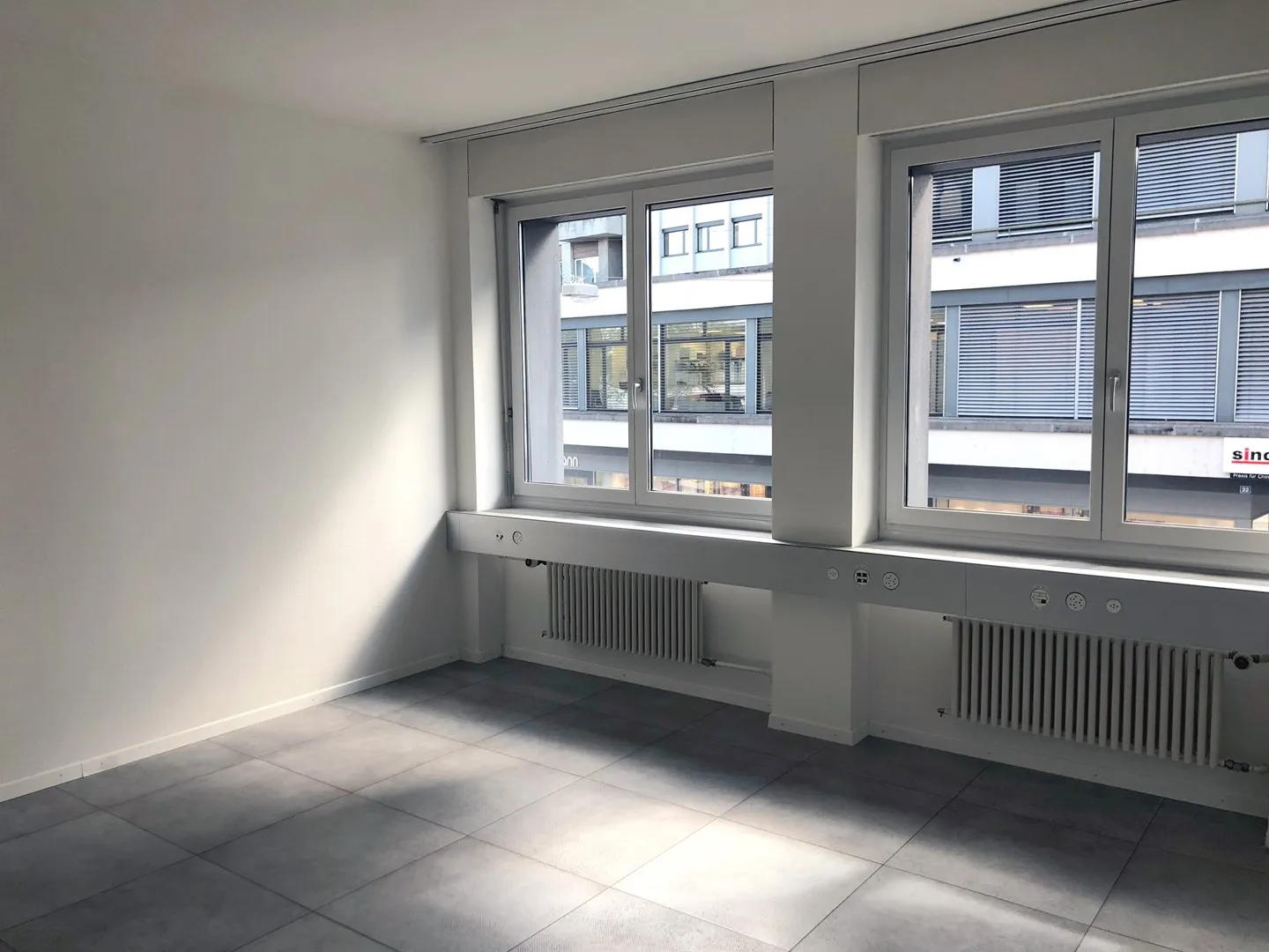 Spazio ufficio ampliato in una posizione attraente - Foto 6 di 9