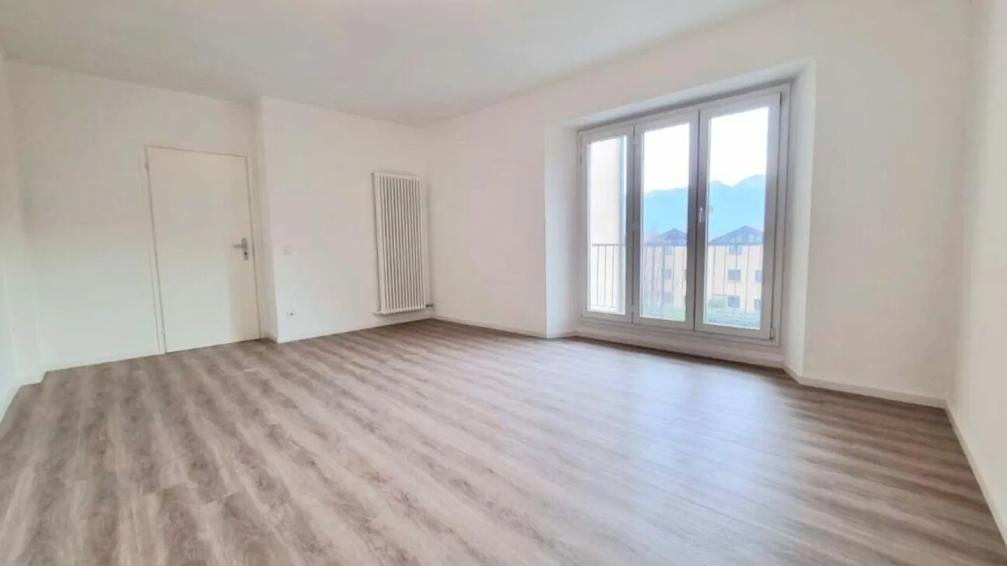 Splendide 3.5 pièces au 2ème étage au cœur de Tegna - Photo 5 sur 11