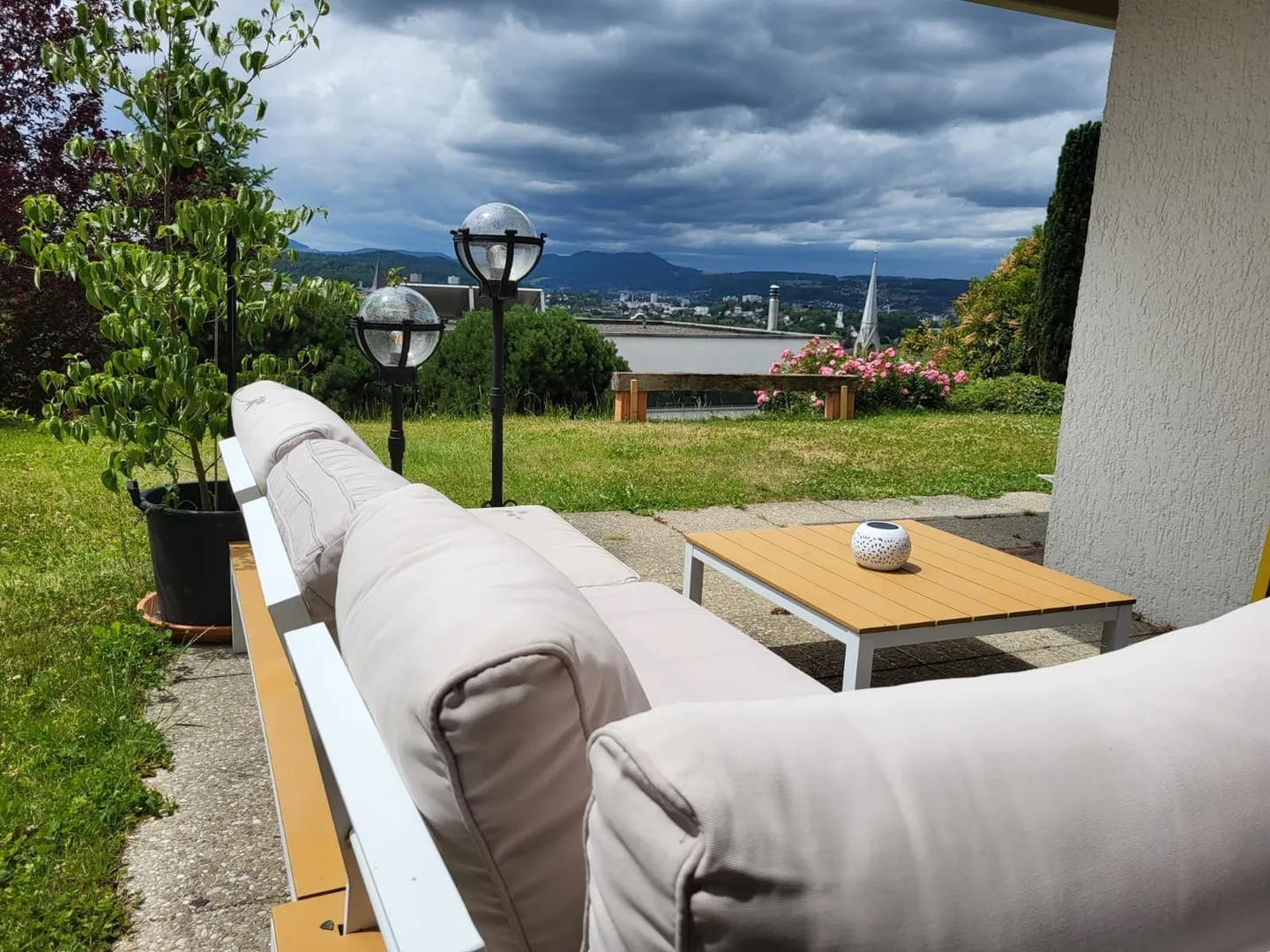 Exclusive Family Home with Views - Photo 8 of 10