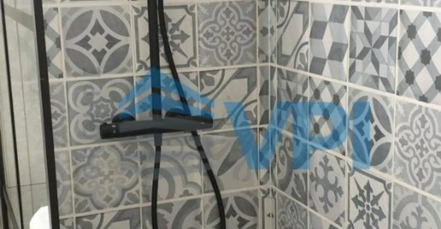 Tastefully furnished studio - Photo 9 of 13