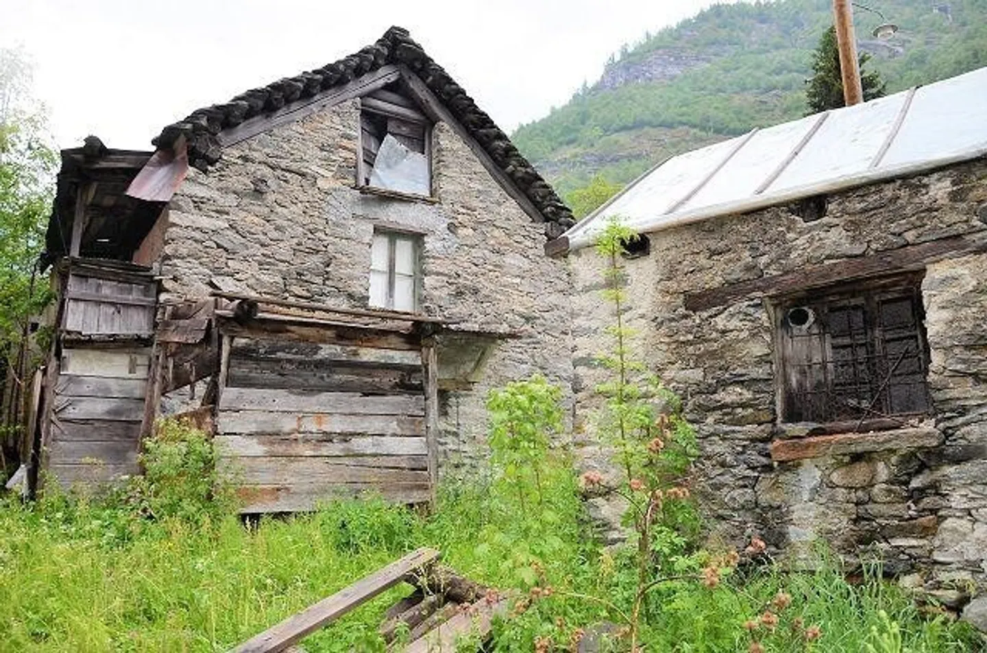 Incantevole Rifugio Rustico a Lavizzara - Foto 1 di 13