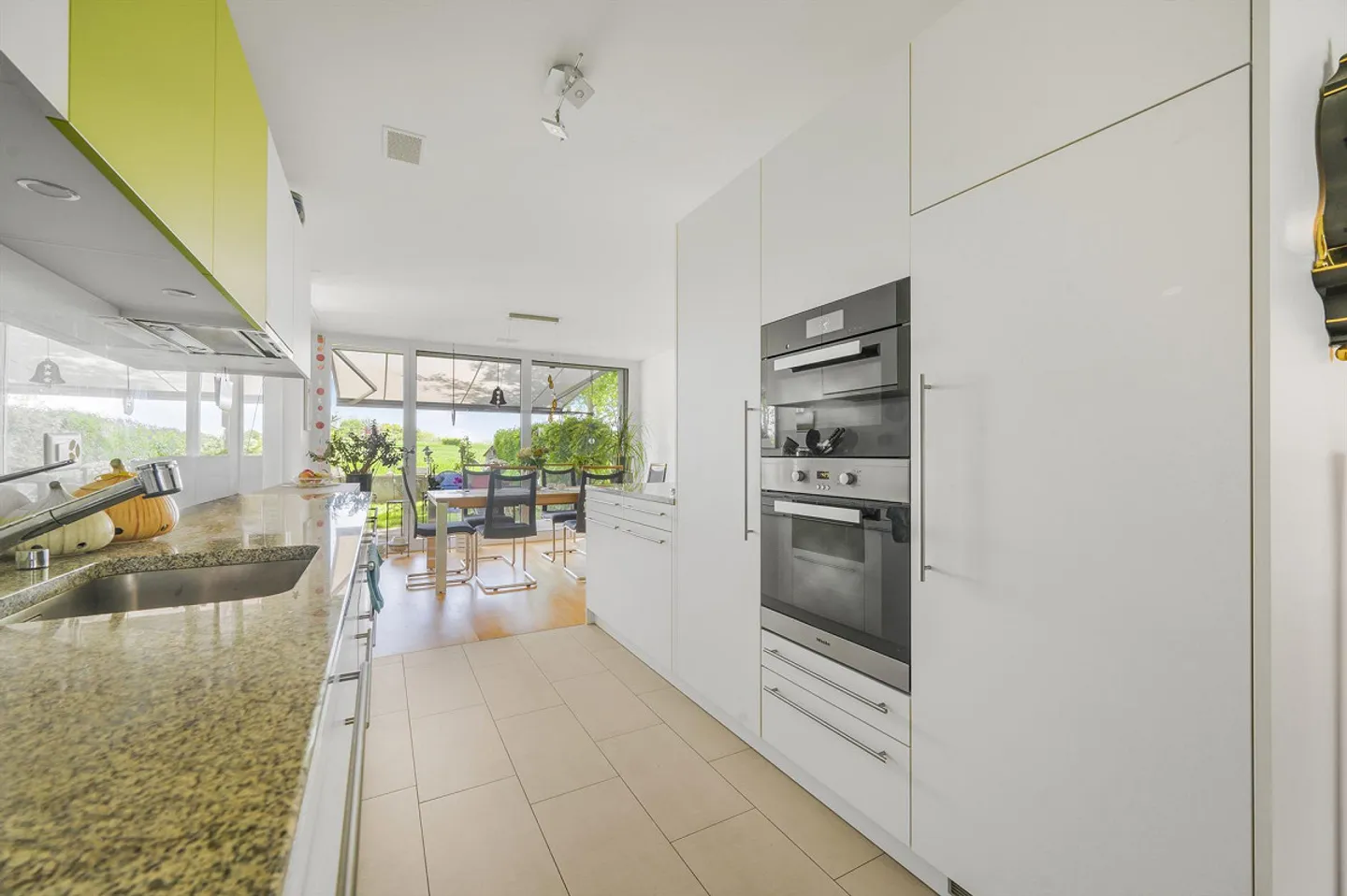 Modern 4.5-room ground floor apartment - Photo 6 of 11