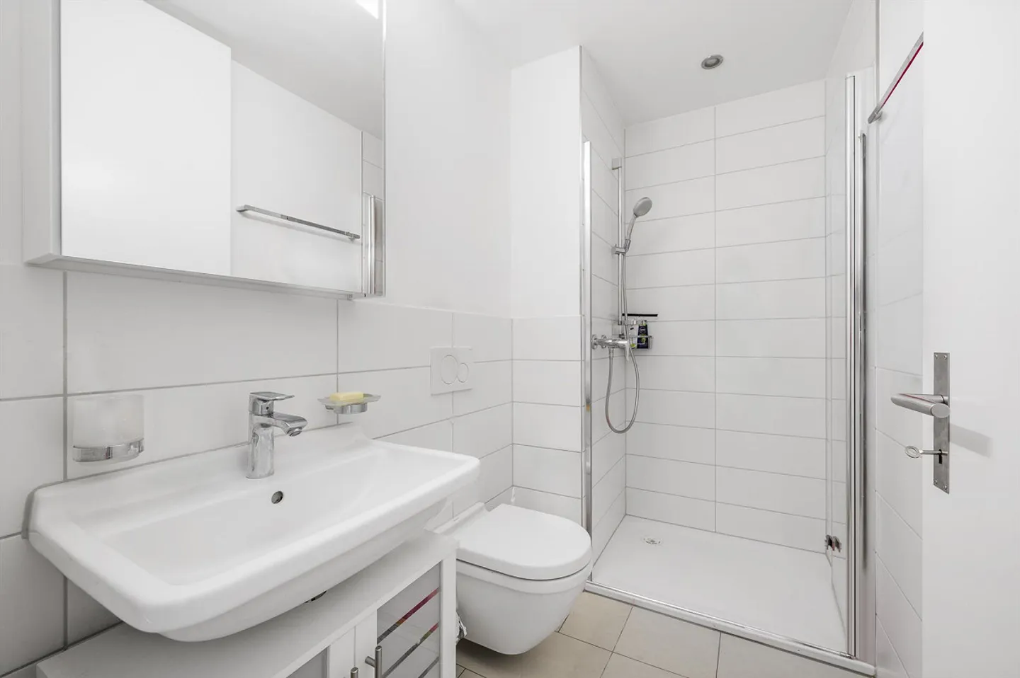 Modern 4.5-room ground floor apartment - Photo 9 of 11