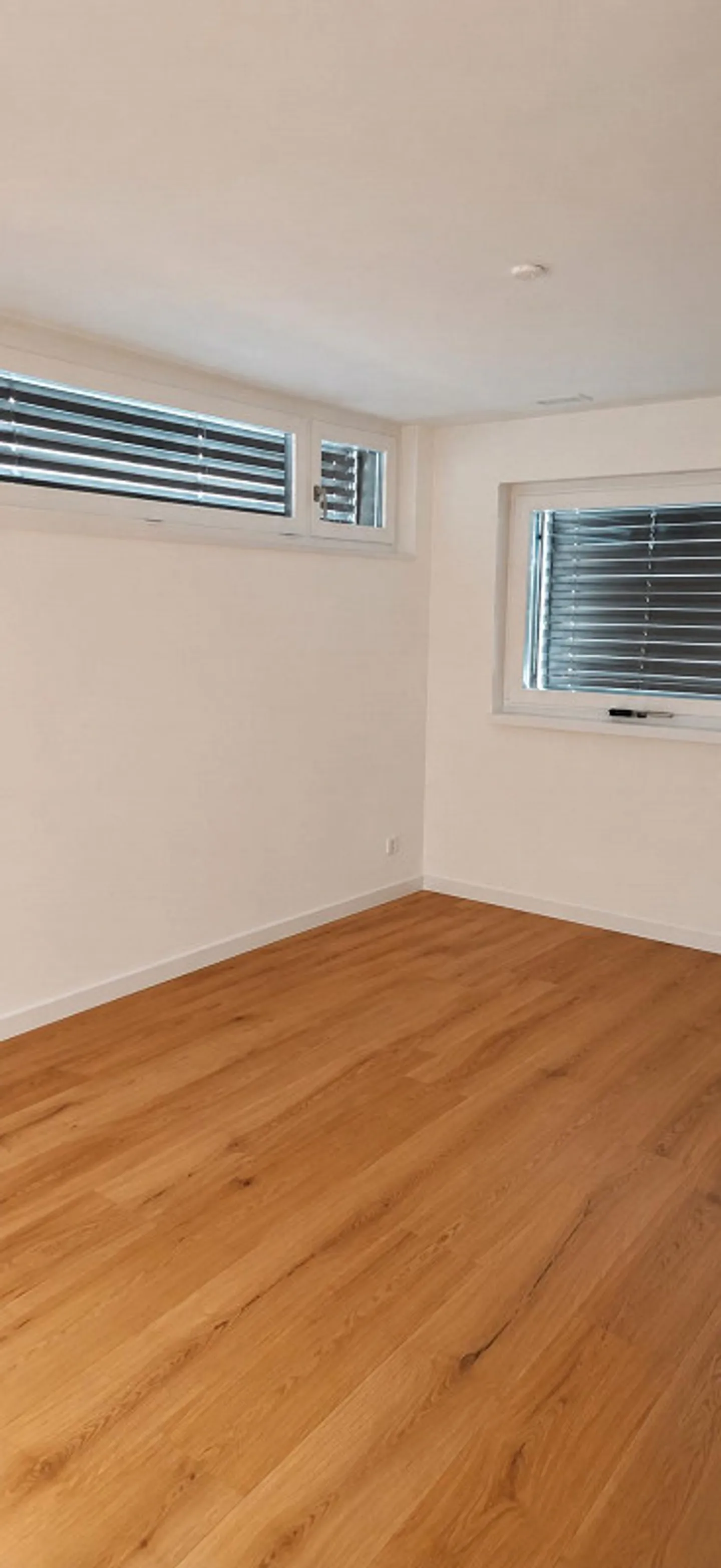 Grosse 4.5 Zimmer Maisonette-Wohnung Nachmieter gesucht - Photo 12 sur 15