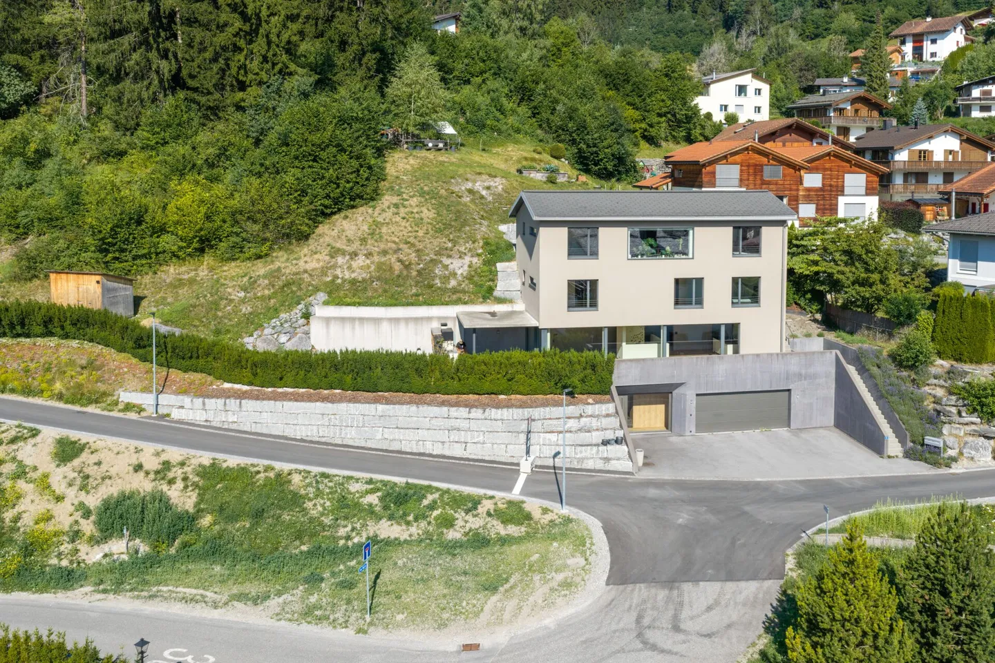 Geräumiges Duplex in Laax - Foto 1 von 22