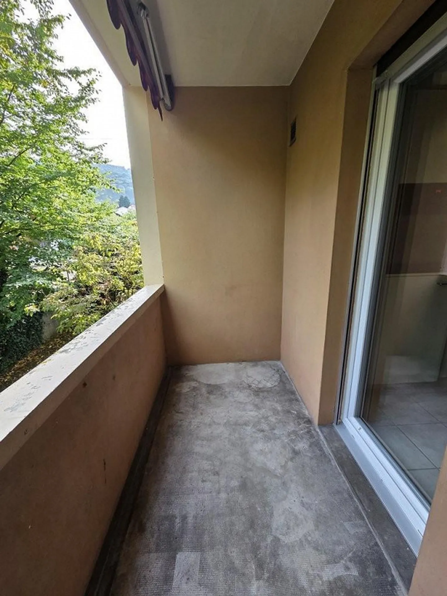 Appartement attrayant et petit avec balcon à Arlesheim - Photo 5 sur 9