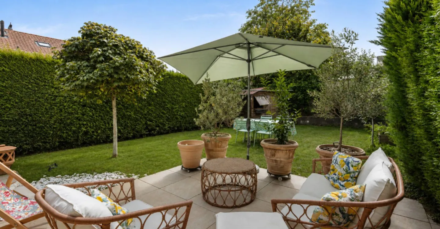 Incantevole casa familiare con giardino - Foto 1 di 11