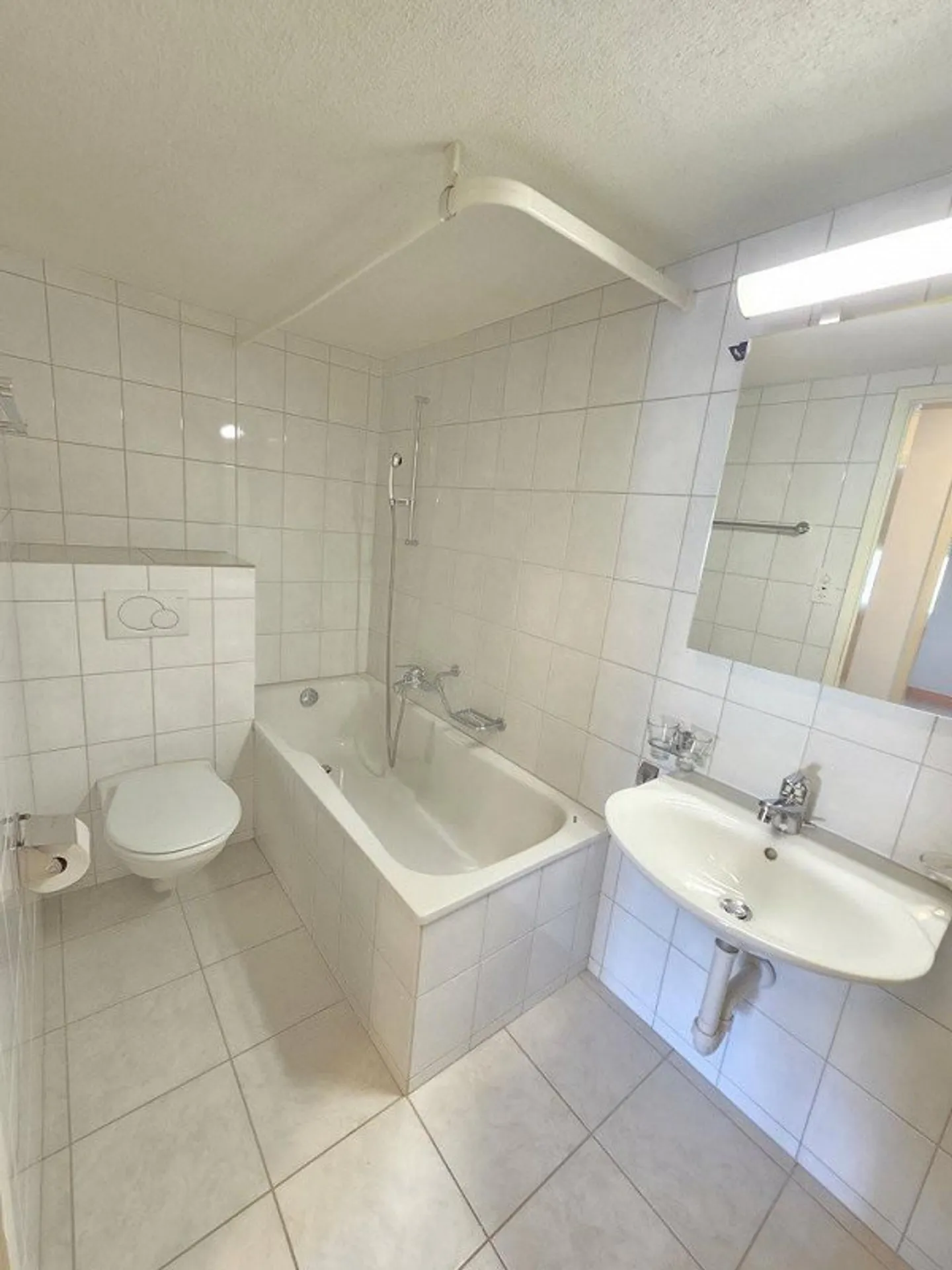 Appartement attrayant et petit avec balcon à Arlesheim - Photo 9 sur 9