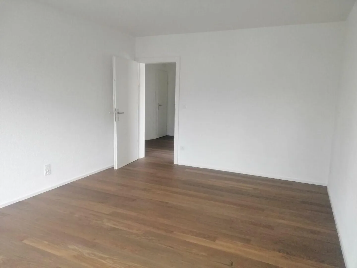 Stylish apartment in the center of Buchs - Photo 2 of 8