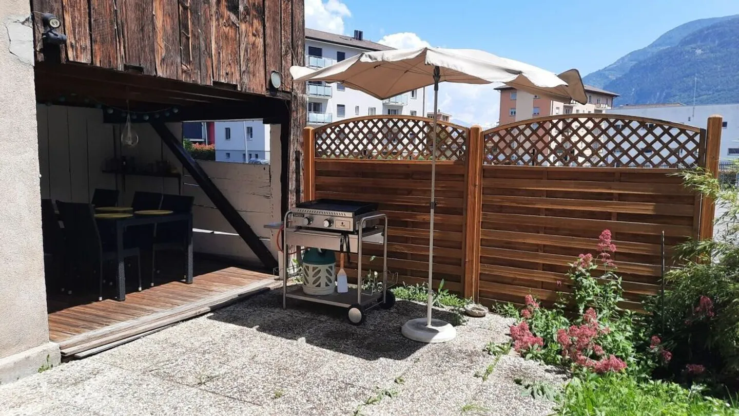 Casa luminosa con 4,5 stanze e grande fienile - Foto 17 di 17